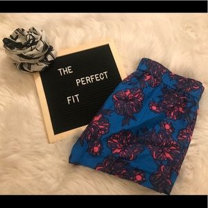 3/$35 NWOT J. Crew Blue and Pink Floral Shorts